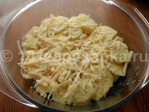 Картошка в духовке с майонезом и колбасой. Пошаговый рецепт приготовления: