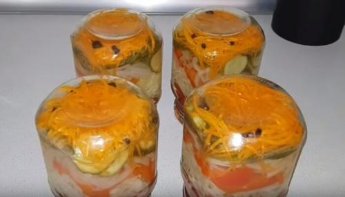 Салат капуста болгарский перец лук морковь на зиму. Салат из капусты, перца, моркови и лука на зиму 39