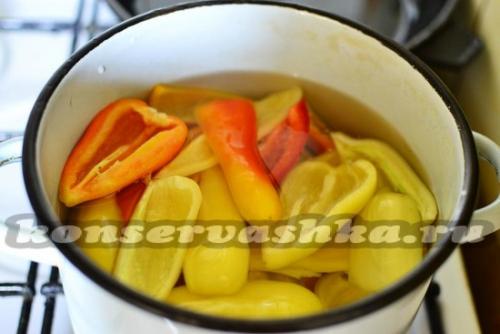 Перец в сладкой заливке с чесноком. Рецепт 5: маринованный перец с чесноком на зиму