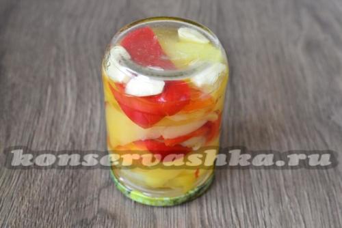 Перец в сладкой заливке с чесноком. Рецепт 5: маринованный перец с чесноком на зиму