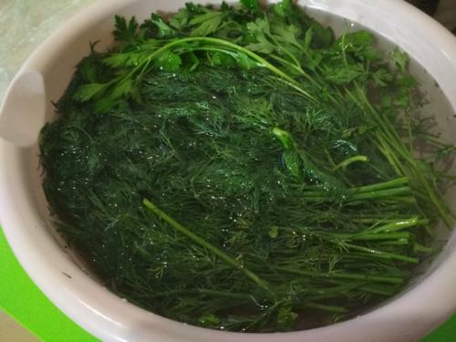 Баклажаны с чесноком и кинзой на зиму. Пикантные баклажаны с кинзой, чесноком и чили 40