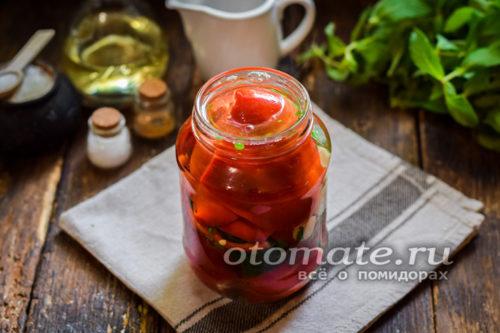 Маринованный перец с чесноком и петрушкой на зиму. Пикантный маринованный болгарский перец — вкус поражает