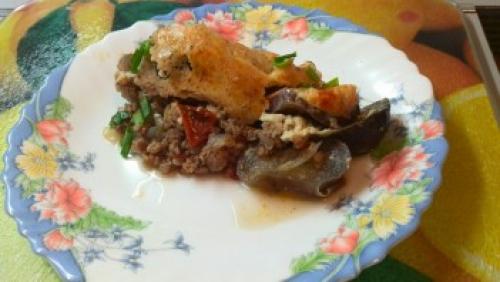 Мусака с картофелем и баклажанами в мультиварке. Мусака в мультиварке