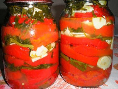 Перцы маринованные с чесноком и петрушкой. Маринованный сладкий болгарский перец с петрушкой и чесноком на зиму 13