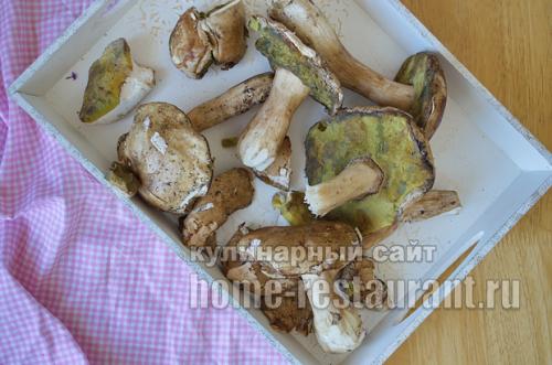 Как приготовить белые грибы. Как жарить белые грибы с луком, петрушкой и чесноком