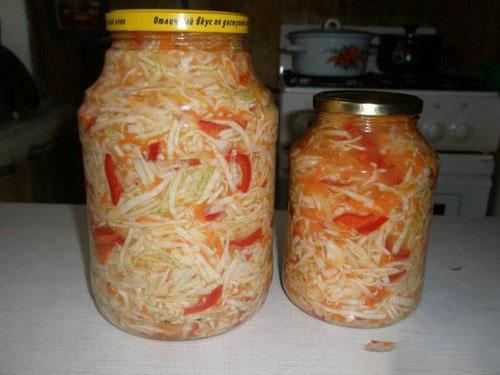 Салат из капусты и перца на зиму без стерилизации. Рецепт салата из капусты с болгарским перцем и морковью на зиму без стерилизации «Пальчики оближешь» — с пошаговыми фото