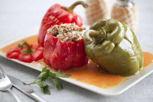 Перец фаршированный фаршем без риса калорийность. Калорийность фаршированного перца