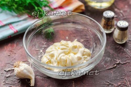 Картошка в духовке с чесноком сыром и майонезом. Картошка под сыром с майонезом в духовке 30