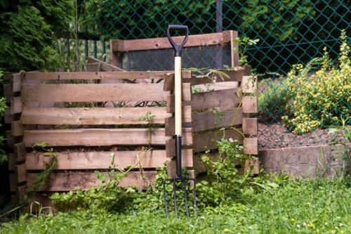 Ящик для компоста. Компостный ящик: лучшие модели, как выбрать? Делаем компостер на даче своими руками