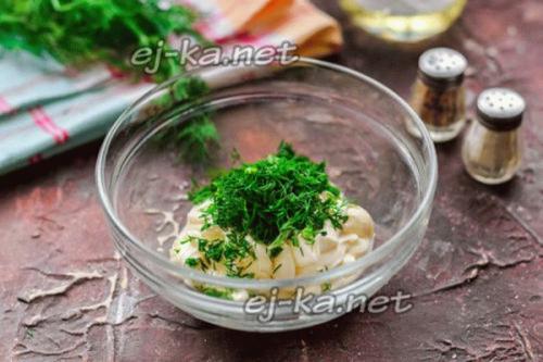 Картошка с сыром майонезом и чесноком в духовке. Картошка под сыром с майонезом в духовке 32