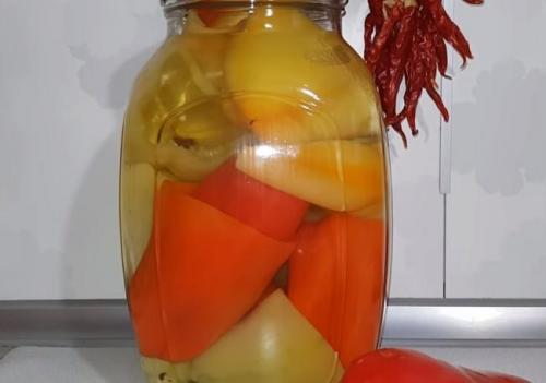 Рецепт маринованного болгарского перца с чесноком и зеленью. Маринованный болгарский перец на зиму: 11 рецептов заготовки