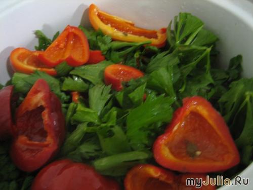 Маринованный перец с чесноком и сельдереем. Перец с листьями сельдерея (и на лето и на зиму)