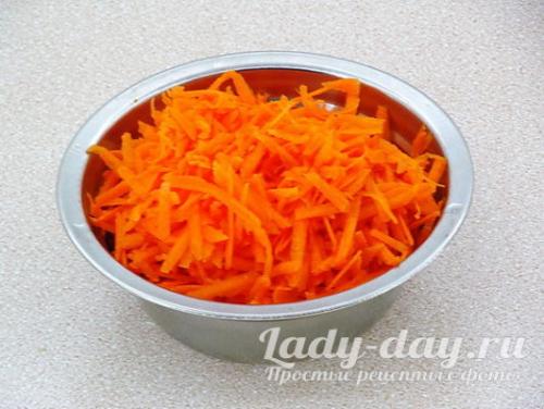 Салат на зиму из капусты моркови и болгарского перца. Вкусный салат из капусты на зиму: «Витаминный»