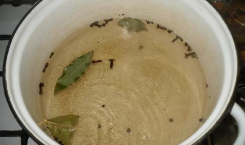 Как приготовить грибы сыроежки на зиму. Как приготовить сыроежки на зиму в банках: простые рецепты