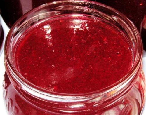 Желе из красной смородины без варки. Желе из красной смородины на зиму без желатина - самый простой рецепт без стерилизации