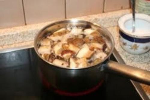 Маринование белых грибов в домашних условиях. Как мариновать белые грибы на зиму в домашних условиях