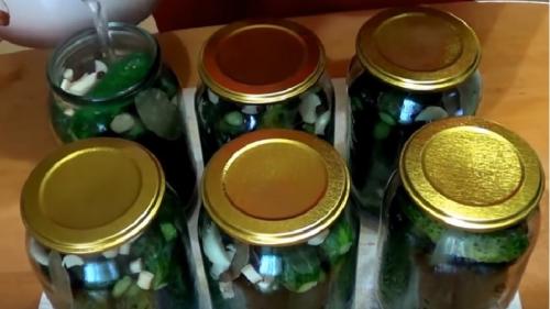 Маринад для огурцов на зиму. Хрустящие маринованные огурцы – 7 рецептов на зиму