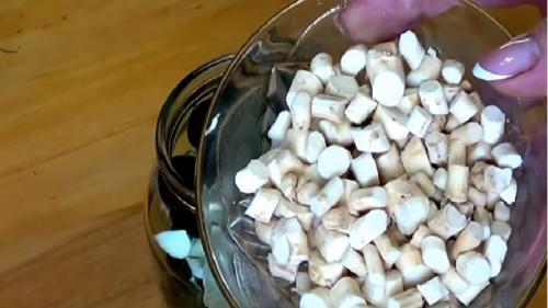 Маринад для огурцов на зиму. Хрустящие маринованные огурцы – 7 рецептов на зиму