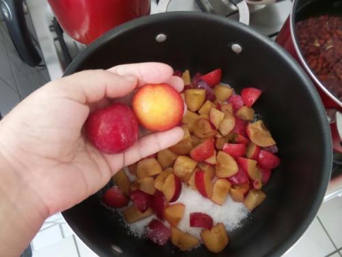 Варенье из шиповника с яблоками. Ингредиенты