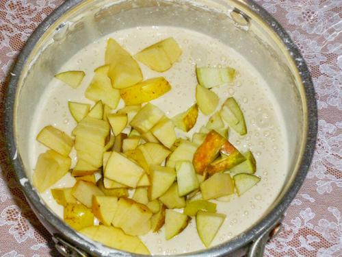 Шарлотка в мультиварке филипс. Шарлотка с яблоками в мультиварке