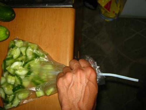 Как хранить огурцы на зиму свежими. Как сохранить огурцы свежими на месяц и больше 12