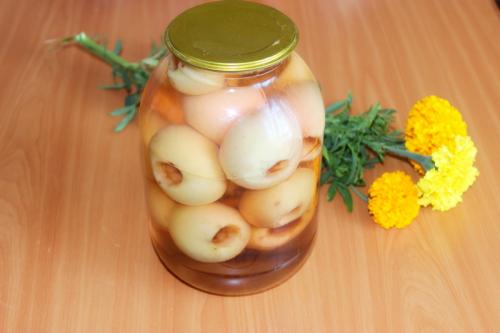 Компот из целых яблок на зиму
