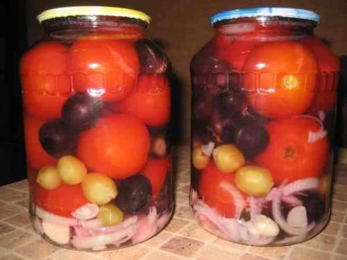 Как закрыть крупные огурцы на зиму хрустящие. Маринованные крупные огурцы 02