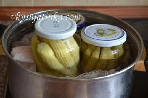 Как консервировать в домашних условиях кукурузу в початках. Кукуруза на зиму без стерилизации 15