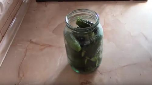 Маринад для огурцов на зиму. Хрустящие маринованные огурцы – 7 рецептов на зиму