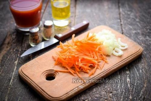 Солянка на зиму с огурцами. Солянка на зиму с капустой и огурцом