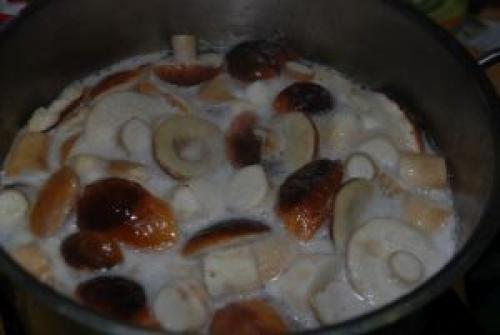 Маринование белых грибов в домашних условиях. Как мариновать белые грибы на зиму в домашних условиях