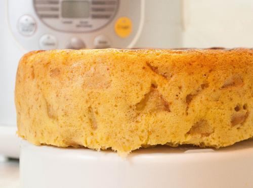 Шарлотка в мультиварке Поларис 0517 с яблоками. Шарлотка в мультиварке Поларис. Как сделать шарлотку в мультиварке Поларис. Рецепты приготовления шарлотки в мультиварке Поларис 21