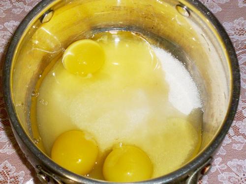 Шарлотка в мультиварке филипс. Шарлотка с яблоками в мультиварке