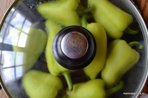 Жареный перец на зиму без воды. Рецепт 2, пошаговый: жареный болгарский перец