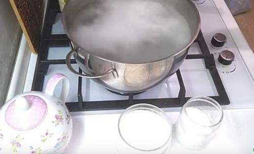 Как закрыть крупные помидоры порезанные на зиму без стерилизации. Помидоры резаные с маслом и луком — самые вкусные рецепты на зиму