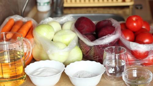 Рецепт борща на зиму с картофелем. Борщевка - лучшая заготовка на зиму. Борщ зимой за 20 минут