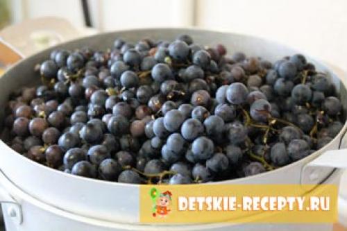 Виноградный сок в соковарке. Виноградный сок на зиму в соковарке