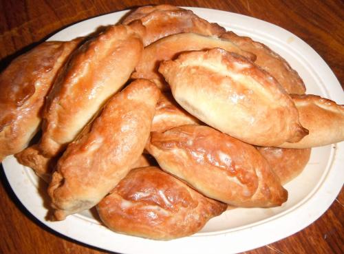 Быстрая булочка в микроволновке. Пирожки из микроволновки