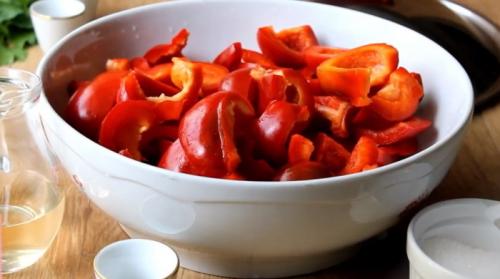 Консервирование зеленого перца на зиму очень вкусные. Вкусный перец на зиму без масла