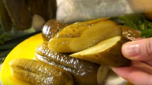 Маринад для огурцов на зиму. Хрустящие маринованные огурцы – 7 рецептов на зиму