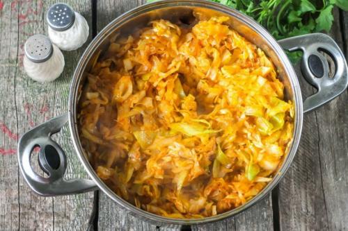 Консервированная солянка на зиму. Солянка или капуста тушеная на зиму в банках - как магазинная!