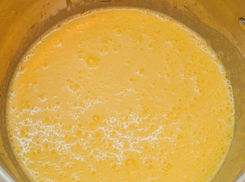 Шарлотка в мультиварке Поларис 0517 с яблоками. Шарлотка в мультиварке Поларис. Как сделать шарлотку в мультиварке Поларис. Рецепты приготовления шарлотки в мультиварке Поларис 14