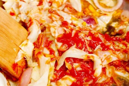 Консервированная солянка на зиму. Солянка или капуста тушеная на зиму в банках - как магазинная!