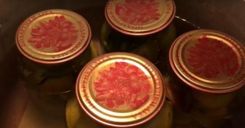 Компот из слив на зиму в литровых банках. Как сварить компот из слив на зиму в домашних условиях