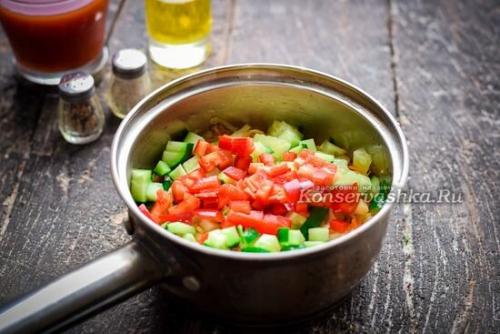 Солянка на зиму с огурцами. Солянка на зиму с капустой и огурцом