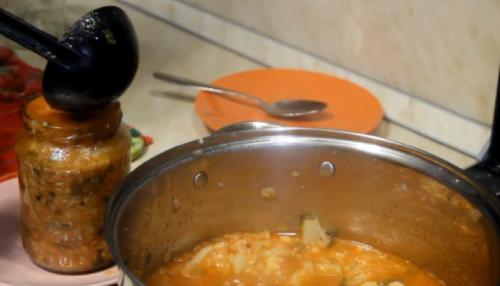 Готовим салат из брокколи на зиму. Cалат из брокколи — 6 простых рецептов