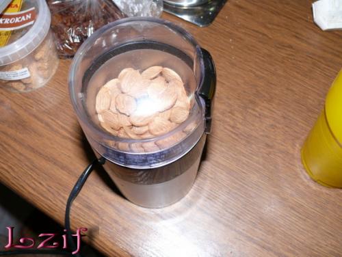 Персиковое масло, как сделать в домашних условиях. Чем полезно персиковое масло 01