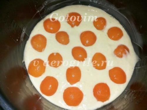 Пирог на кефире с персиками в мультиварке. Кекс на кефире с персиками в мультиварке