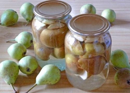 Сколько стерилизовать груши. Количество сиропа и плодов для консервации