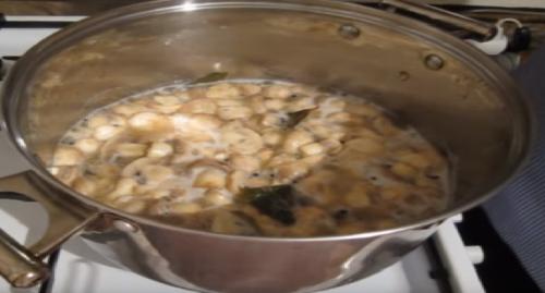 Как замариновать грибы на зиму в домашних условиях. Шампиньоны быстрого приготовления – рецепт маринованных грибов на зиму